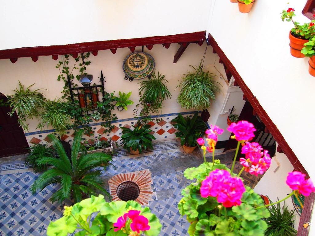 Hotel Godofredo โตเลโด ภายนอก รูปภาพ