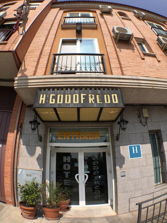 Hotel Godofredo โตเลโด ภายนอก รูปภาพ